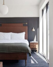 Bedroom interior at Hotel Castle Rock